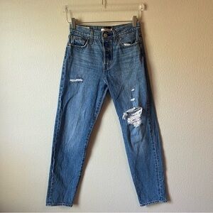 Levi’s Women’s Blue Distressed Wedgie Button Fly Jeans Size 26